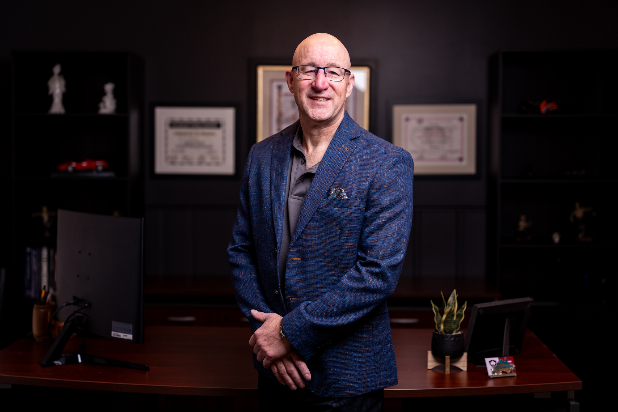 Private Investigations: Our investigators support corporate, legal, and private clients with discreet fact-finding.